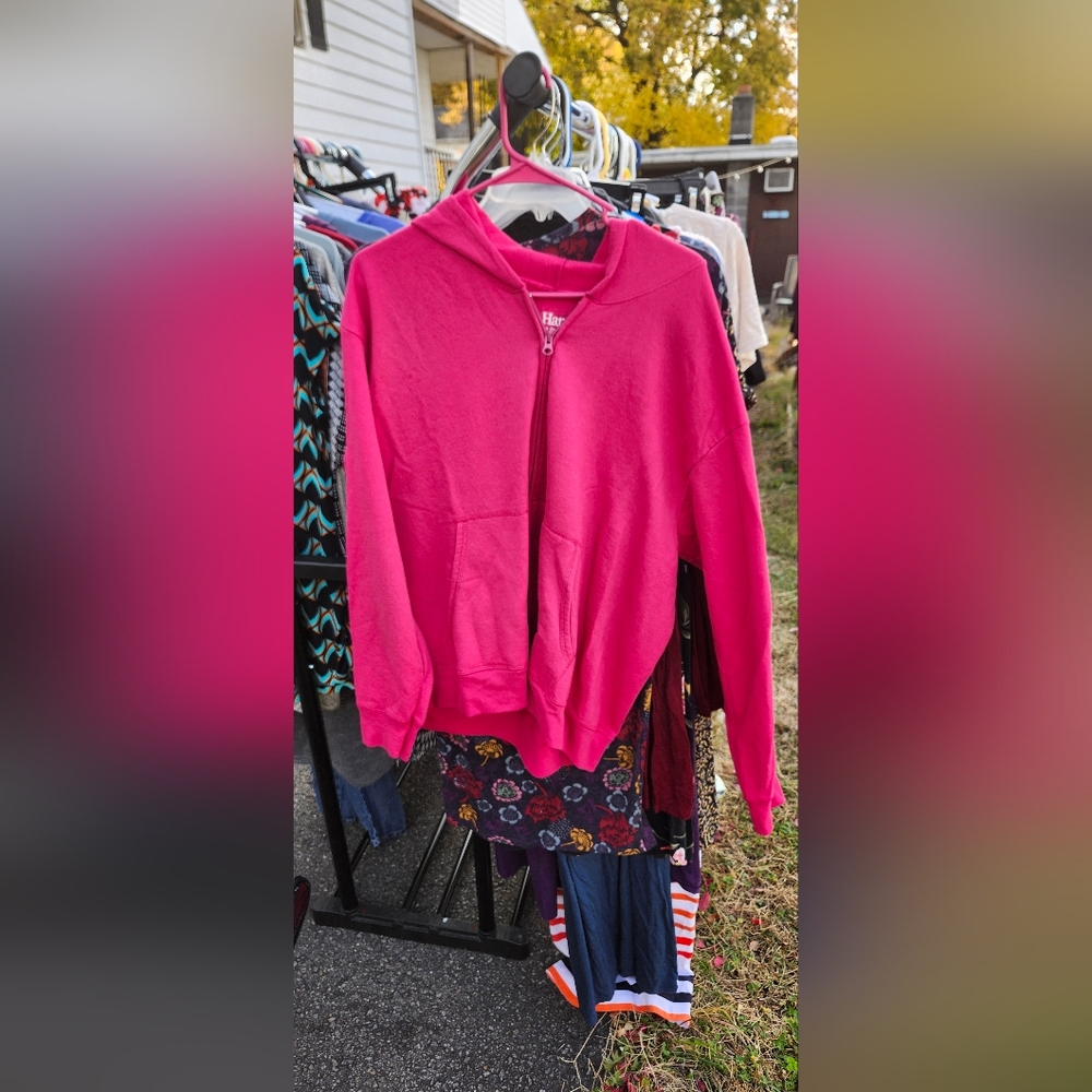 5/$10 Sweatshirt